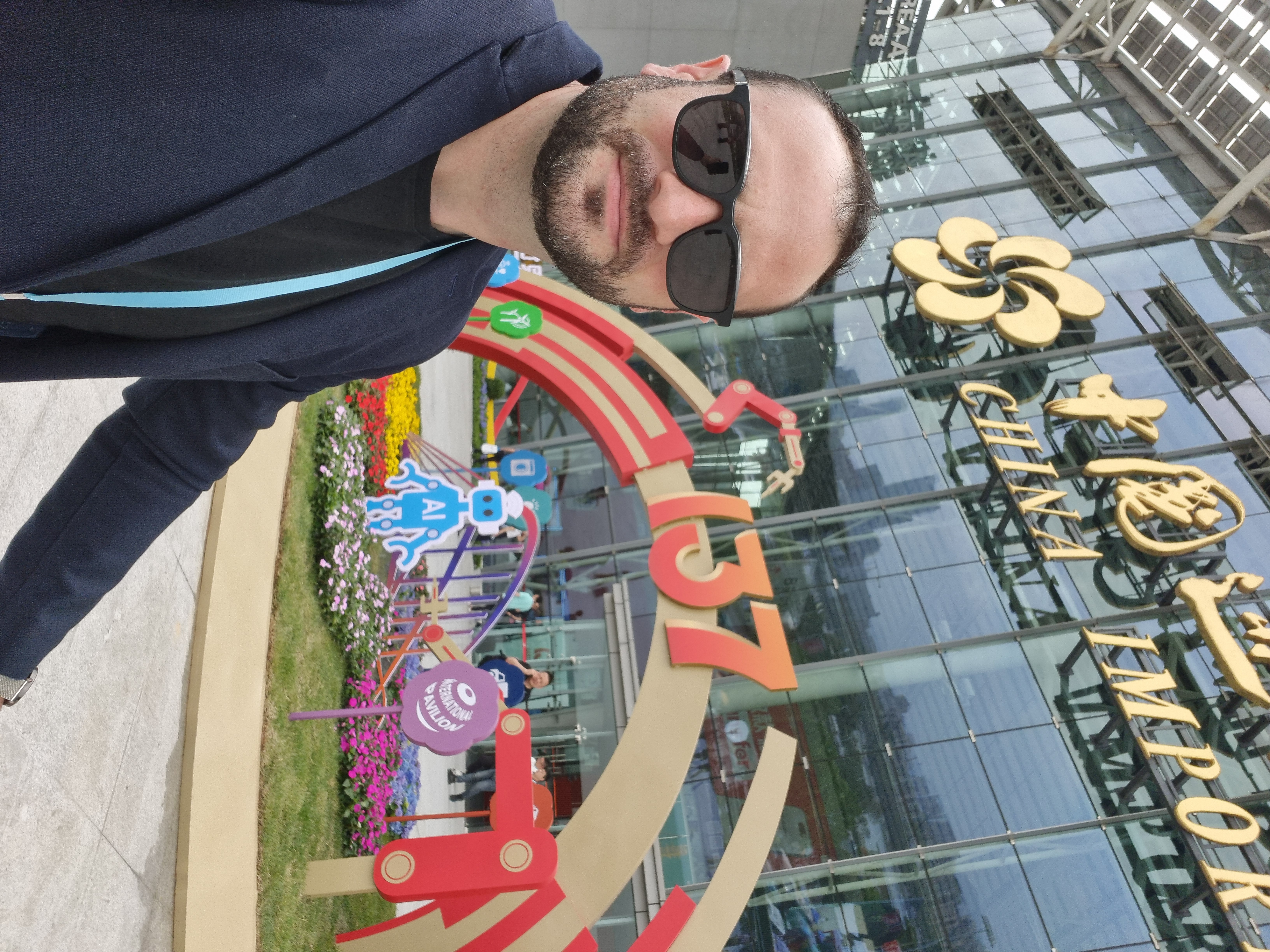 Mich Jamalieh en fábrica en China
